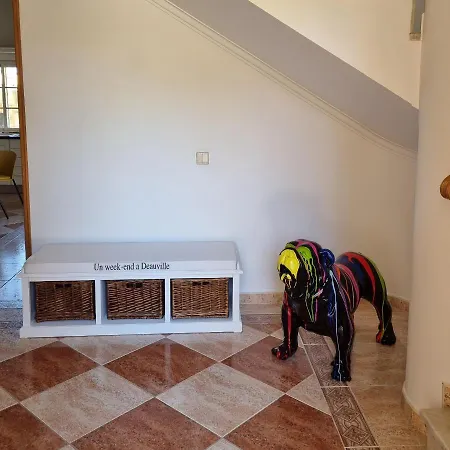 Magnifique maison avec piscine à 5 min de la plage Casa vacanze Olhão