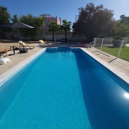 Semesterbostad Magnifique Maison Avec Piscine A 5 Min De La Plage Olhão