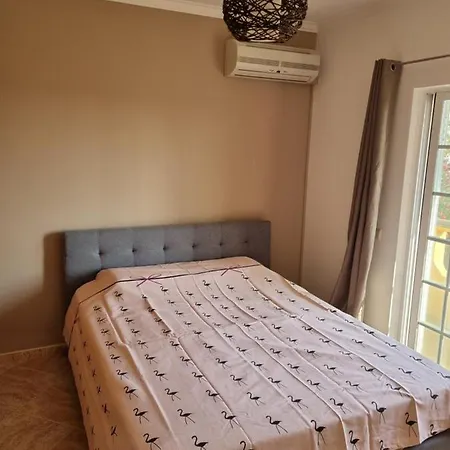 Semesterbostad Magnifique Maison Avec Piscine A 5 Min De La Plage Olhão